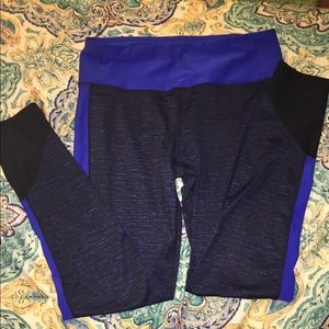 Matching 90 Degree by Reflex Leggings and Tanktop